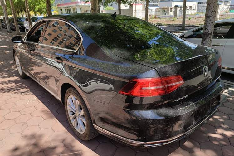 Used Volkswagen Magotan 2019 330TSI DSG Luxury Model China V Standard Rear Left 45 Deg