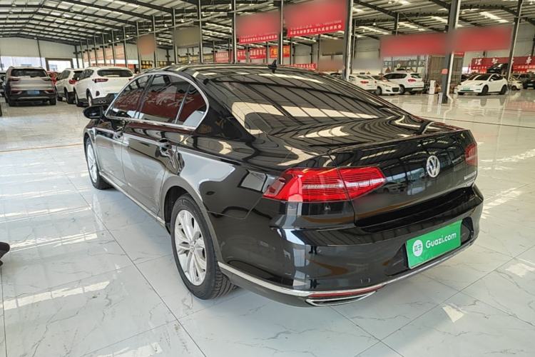 Used Volkswagen Magotan 2019 330TSI DSG Luxury Model China V Standard Rear Left 45 Deg
