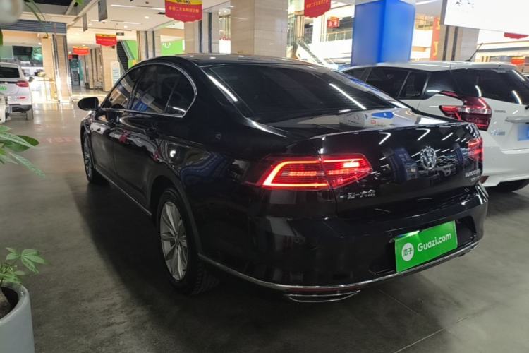 Used Volkswagen Magotan 2019 330TSI DSG Leading Model China VI Standard Rear Left 45 Deg