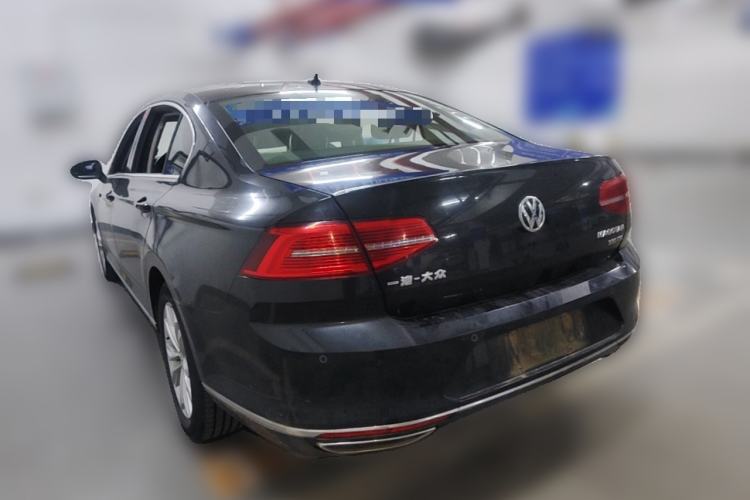 Used Volkswagen Magotan 2019 330TSI DSG Luxury Model China V Standard Rear Left 45 Deg