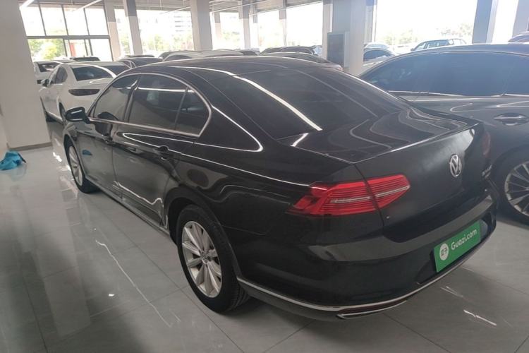 Used Volkswagen Magotan 2019 330TSI DSG Leading Model China VI Standard Rear Left 45 Deg