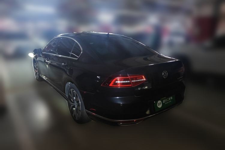 Used Volkswagen Magotan 2019 330TSI DSG Luxury Model China V Standard Rear Left 45 Deg