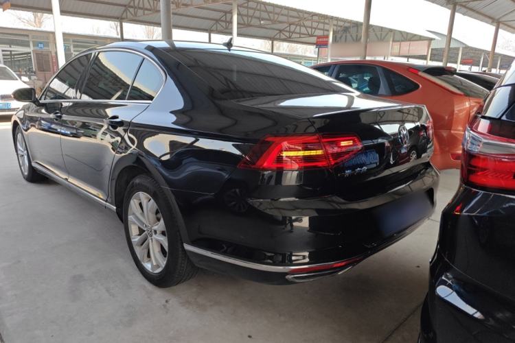 Used Volkswagen Magotan 2019 330TSI DSG Luxury Version China VI Standard Rear Left 45 Deg