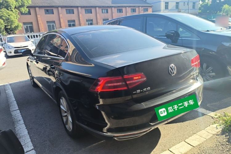 Used Volkswagen Magotan 2019 330TSI DSG Leading Edition China V Standard Rear Left 45 Deg