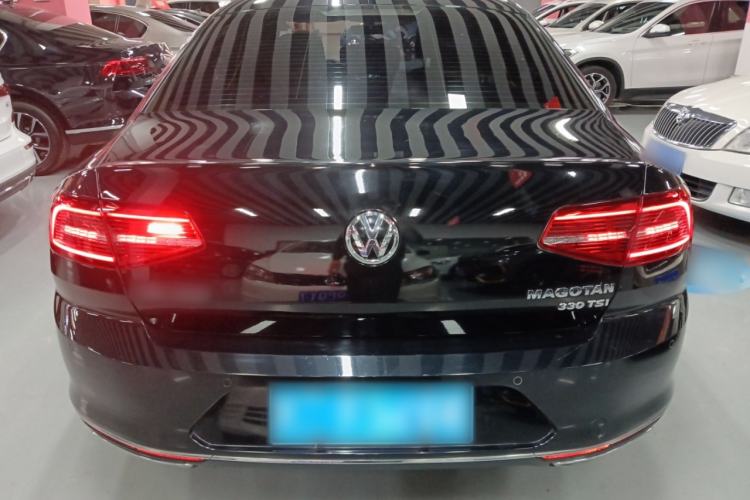 Used Volkswagen Magotan 2019 330TSI DSG Luxury Version China VI Standard Rear