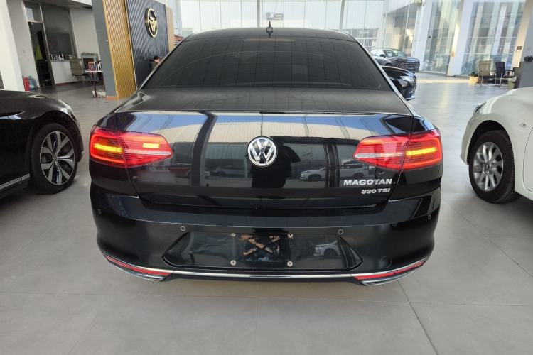 Used Volkswagen Magotan 2019 330TSI DSG Luxury Version China VI Standard Rear