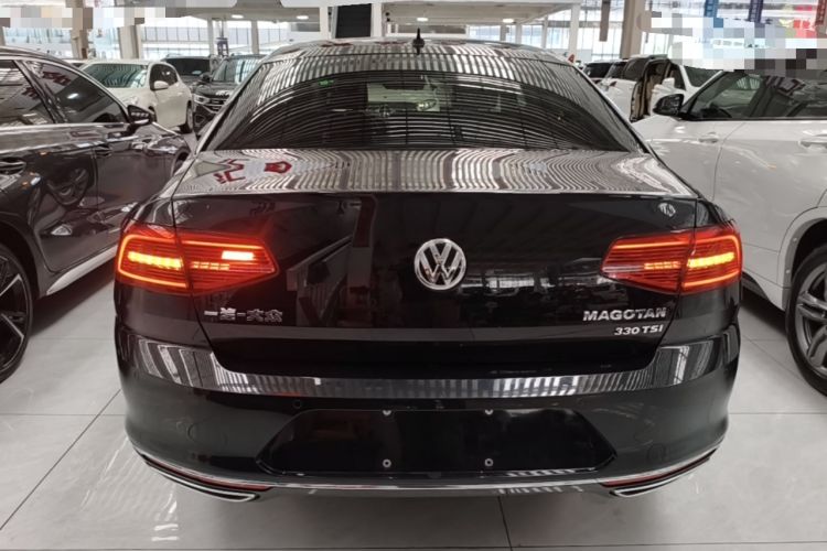 Used Volkswagen Magotan 2019 330TSI DSG Luxury Model China V Standard Rear