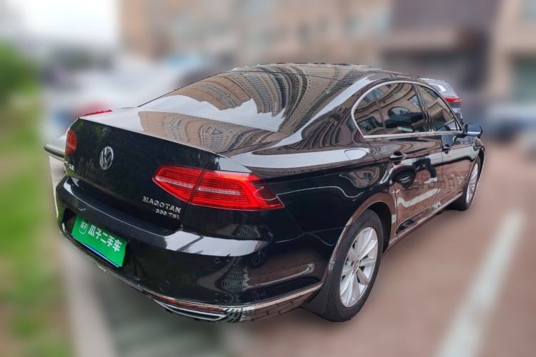Used Volkswagen Magotan 2019 330TSI DSG Leading Model China VI Standard Rear Right 45 Deg