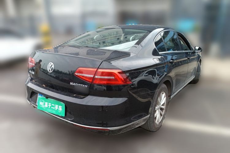 Used Volkswagen Magotan 2019 280TSI DSG Comfort Model China V Standard Rear Right 45 Deg