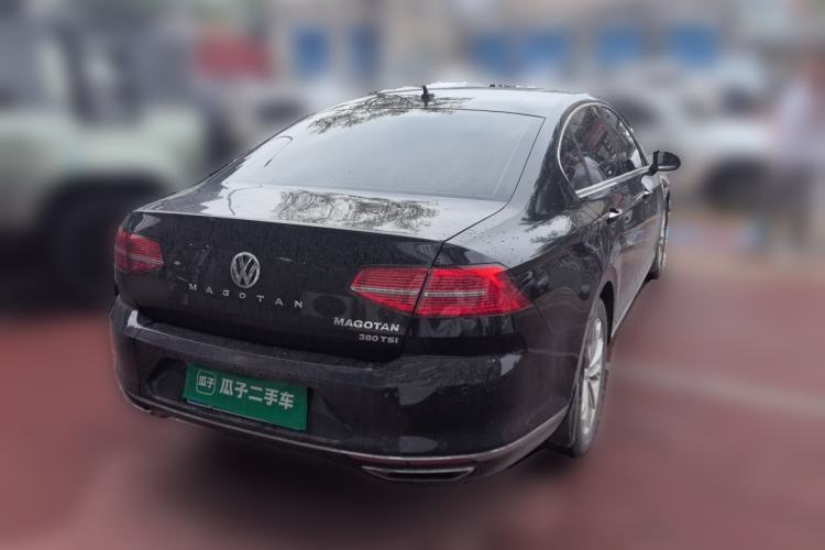 Used Volkswagen Magotan 2019 380TSI DSG Luxury Model China V Standard Rear Right 45 Deg