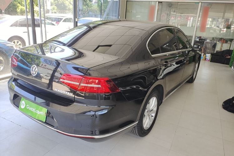Used Volkswagen Magotan 2019 280TSI DSG Comfort Model China V Standard Rear Right 45 Deg