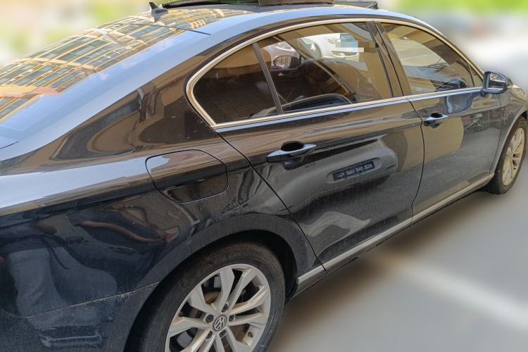 Used Volkswagen Magotan 2019 330TSI DSG Luxury Model China V Standard Rear Right 45 Deg
