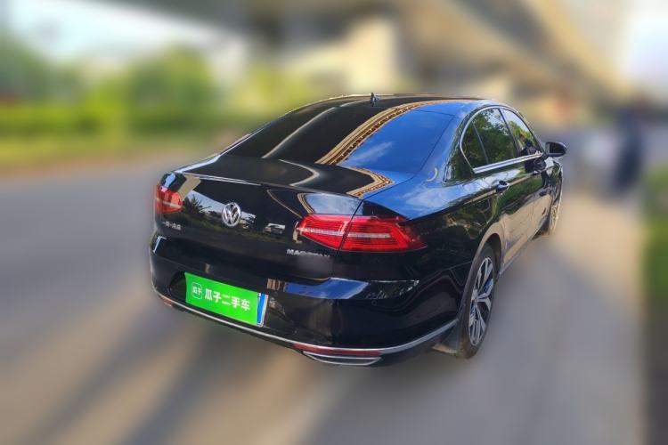 Used Volkswagen Magotan 2019 330TSI DSG Luxury Model China V Standard Rear Right 45 Deg