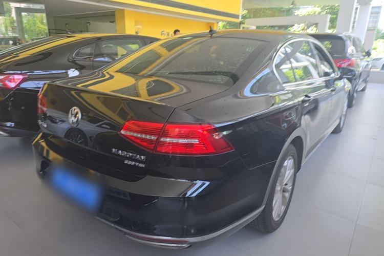 Used Volkswagen Magotan 2019 330TSI DSG Luxury Version China VI Standard Rear Right 45 Deg