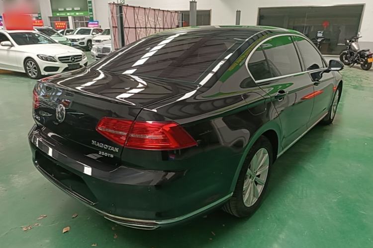 Used Volkswagen Magotan 2019 330TSI DSG Leading Edition China V Standard Rear Right 45 Deg