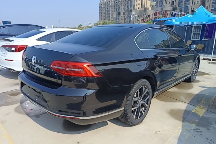 Used Volkswagen Magotan 2019 280TSI DSG Comfort Model China V Standard Rear Right 45 Deg
