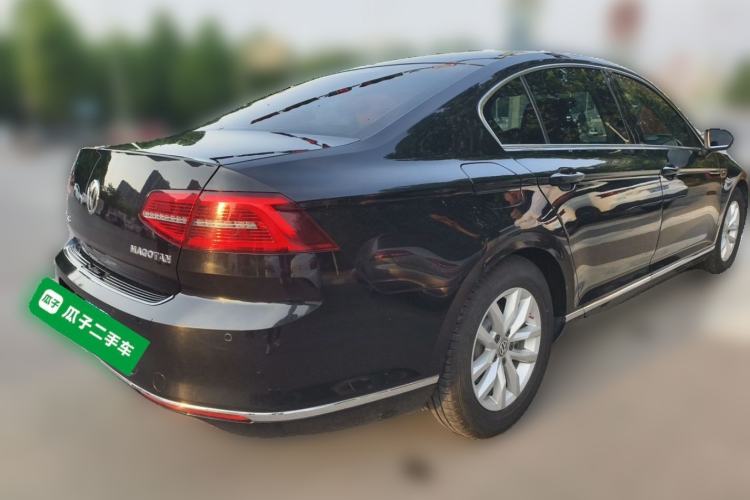 Used Volkswagen Magotan 2019 280TSI DSG Comfort Model China V Standard Rear Right 45 Deg