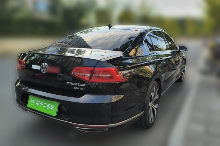 Used Volkswagen Magotan 2019 330TSI DSG Luxury Model China V Standard Rear Right 45 Deg