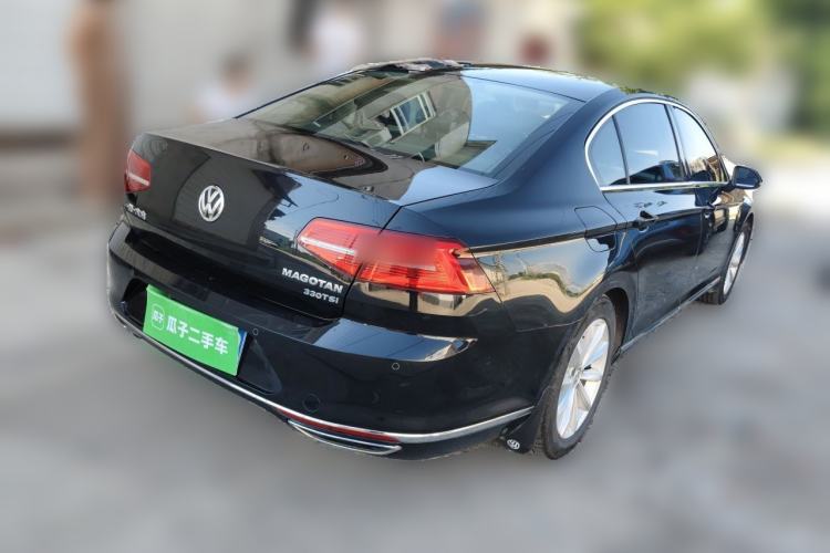 Used Volkswagen Magotan 2019 330TSI DSG Leading Edition China V Standard Rear Right 45 Deg