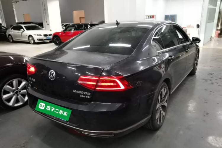 Used Volkswagen Magotan 2019 330TSI DSG Luxury Version China VI Standard Rear Right 45 Deg