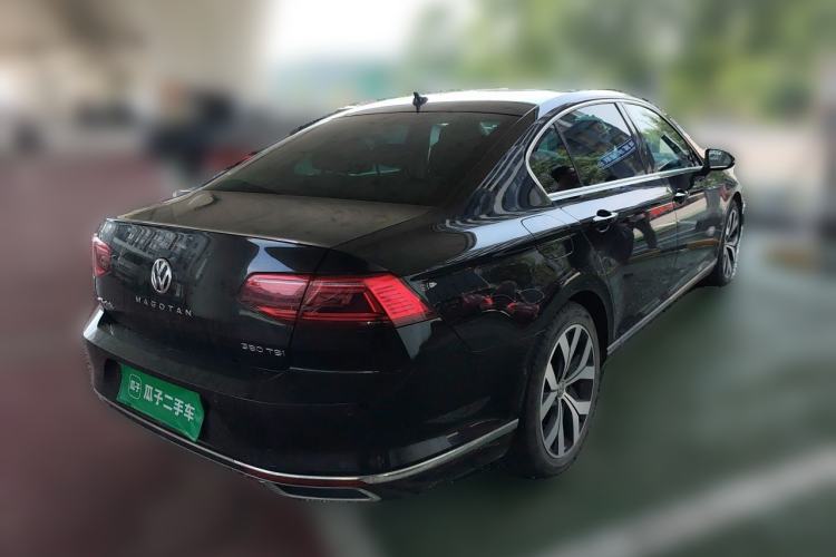 Used Volkswagen Magotan 2019 330TSI DSG Luxury Model China V Standard Rear Right 45 Deg