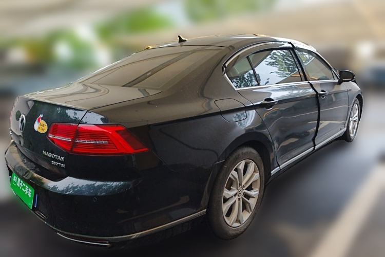 Used Volkswagen Magotan 2019 330TSI DSG Luxury Model China V Standard Rear Right 45 Deg