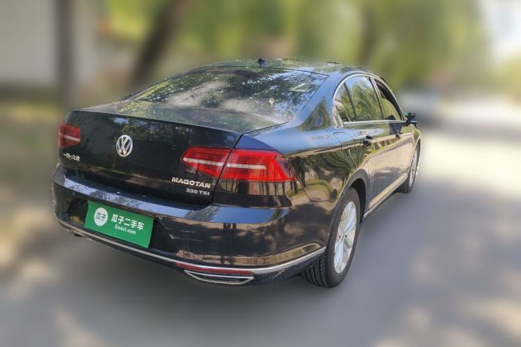 Used Volkswagen Magotan 2019 330TSI DSG Luxury Model China V Standard Rear Right 45 Deg
