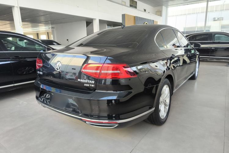 Used Volkswagen Magotan 2019 330TSI DSG Luxury Version China VI Standard Rear Right 45 Deg