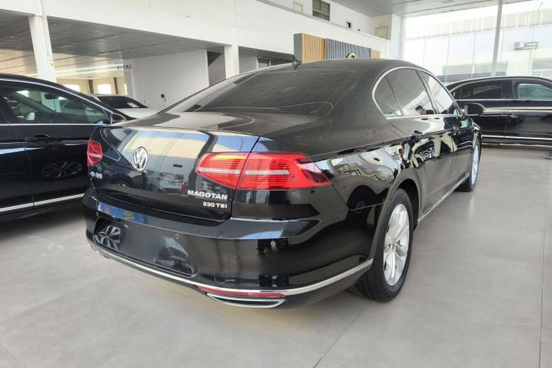 Used Volkswagen Magotan 2019 330TSI DSG Luxury Version China VI Standard Rear Right 45 Deg