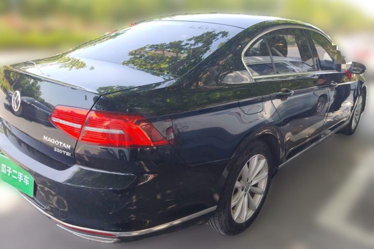 Used Volkswagen Magotan 2019 330TSI DSG Leading Edition China V Standard Rear Right 45 Deg