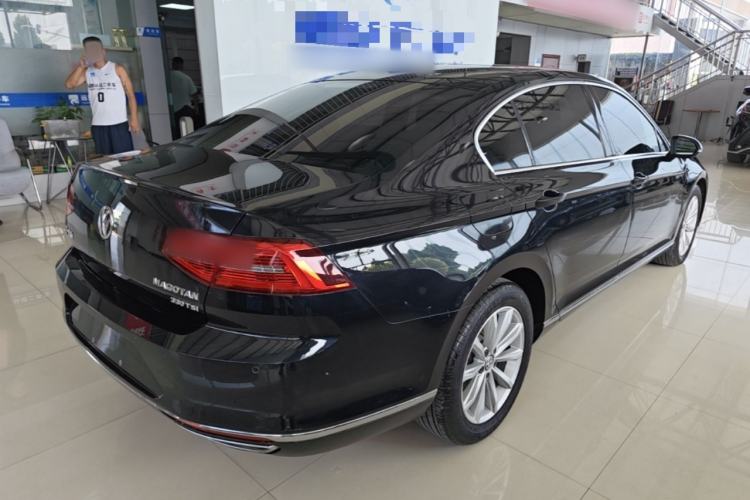 Used Volkswagen Magotan 2019 330TSI DSG Leading Edition China V Standard Rear Right 45 Deg