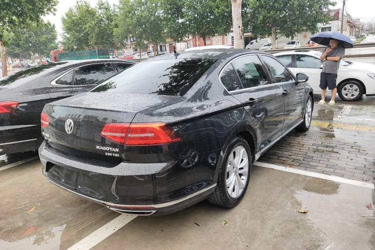 Used Volkswagen Magotan 2019 330TSI DSG Luxury Version China VI Standard Rear Right 45 Deg