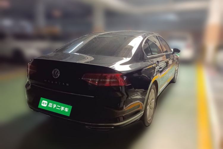 Used Volkswagen Magotan 2019 280TSI DSG Leading Model China V Standard Rear Right 45 Deg