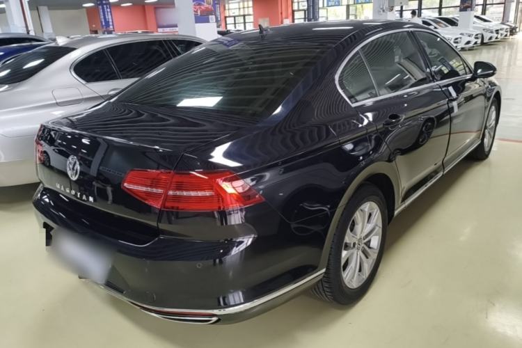 Used Volkswagen Magotan 2019 330TSI DSG Luxury Version China VI Standard Rear Right 45 Deg