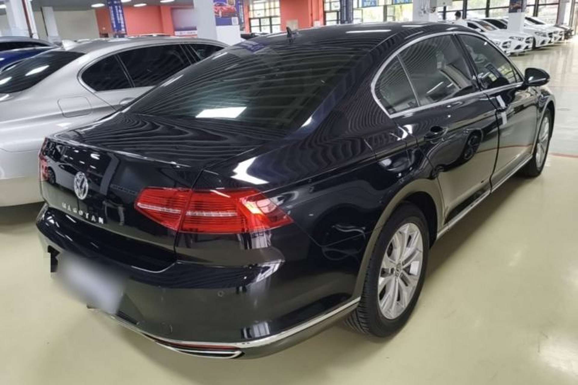 Used Volkswagen Magotan 2019 330TSI DSG Luxury Version China VI Standard Rear Right 45 Deg