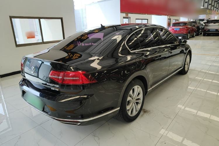 Used Volkswagen Magotan 2019 330TSI DSG Luxury Model China V Standard Rear Right 45 Deg