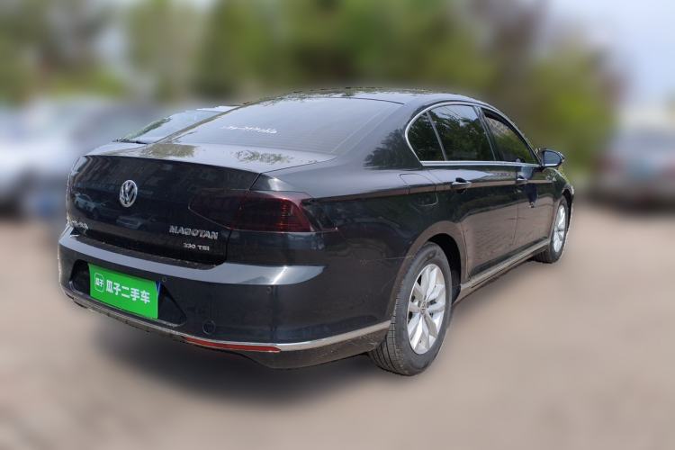 Used Volkswagen Magotan 2019 280TSI DSG Comfort Model China V Standard Rear Right 45 Deg