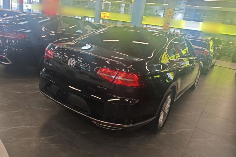 Used Volkswagen Magotan 2019 330TSI DSG Luxury Version China VI Standard Rear Right 45 Deg