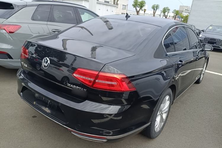 Used Volkswagen Magotan 2019 330TSI DSG Luxury Model China V Standard Rear Right 45 Deg