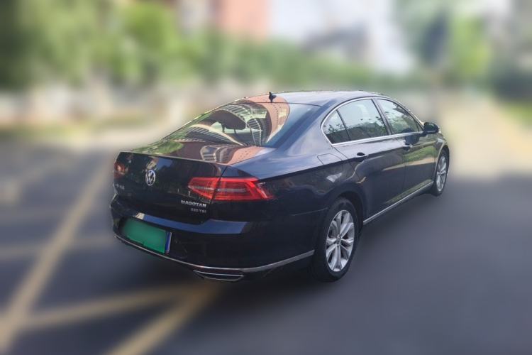 Used Volkswagen Magotan 2019 330TSI DSG Luxury Version China VI Standard Rear Right 45 Deg