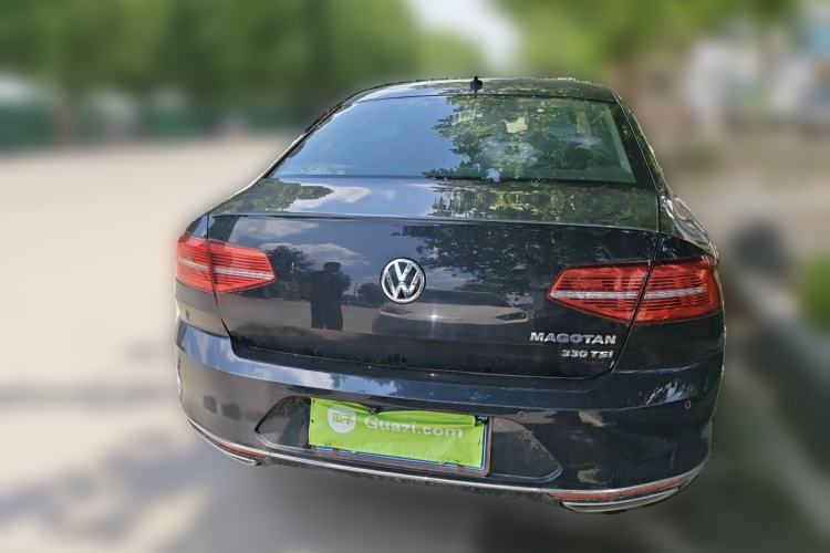 Used Volkswagen Magotan 2019 330TSI DSG Luxury Version China VI Standard Rear