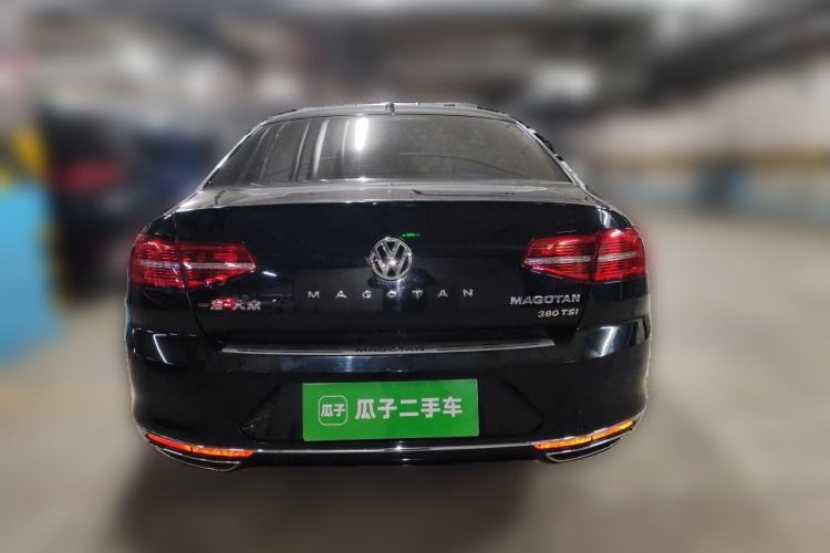 Used Volkswagen Magotan 2019 330TSI DSG Luxury Version China VI Standard Rear