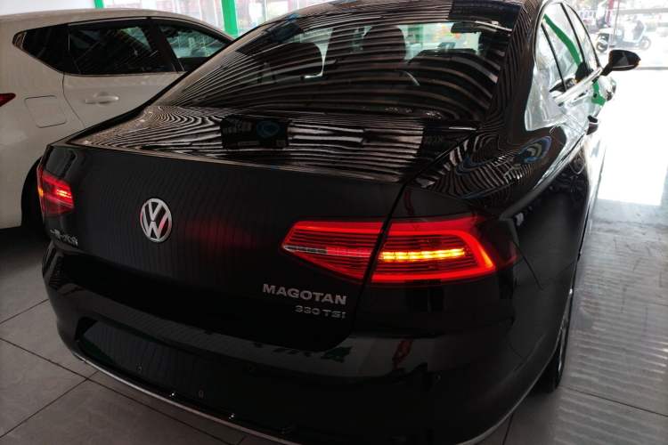Used Volkswagen Magotan 2019 330TSI DSG Leading Edition China V Standard Rear