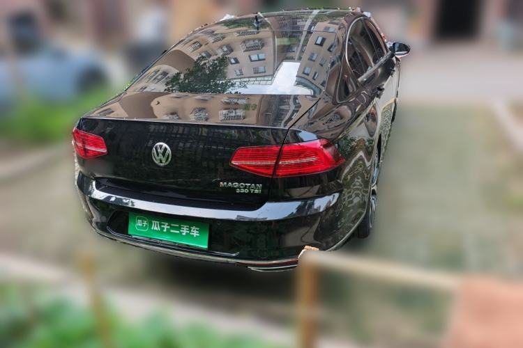 Used Volkswagen Magotan 2019 330TSI DSG Luxury Model China V Standard Rear