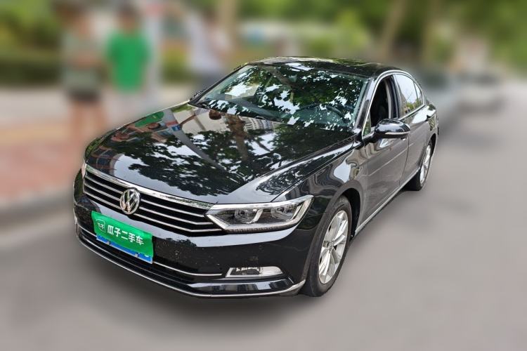 Used Volkswagen Magotan 2019 330TSI DSG Luxury Version China VI Standard Guazi used car, China used car export, Used car for sale, Used cars, Cheapest cars for sale
