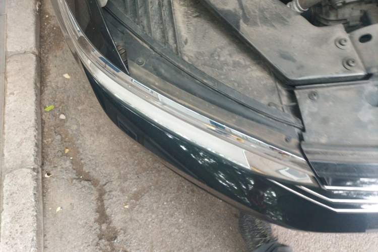 Used Volkswagen Magotan 2019 330TSI DSG Leading Model China VI Standard Right Front Headlight