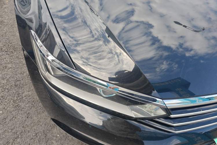 Used Volkswagen Magotan 2019 330TSI DSG Luxury Version China VI Standard Right Front Headlight