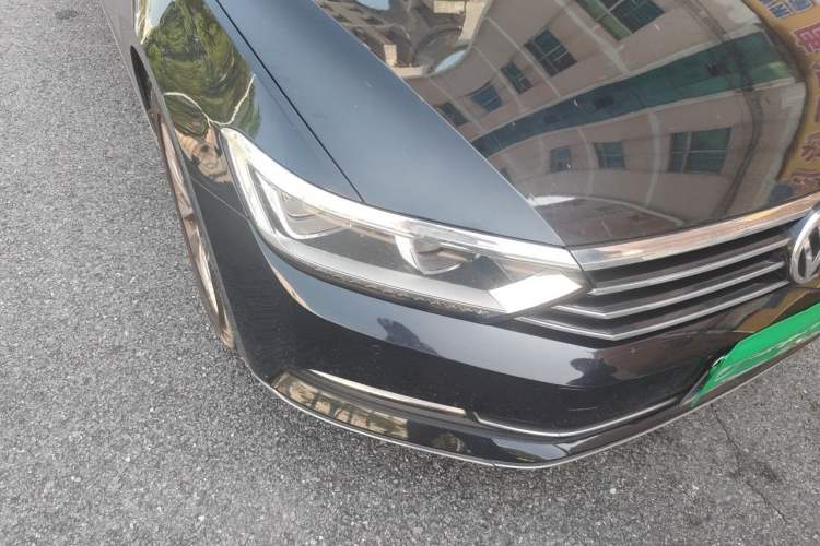 Used Volkswagen Magotan 2019 330TSI DSG Luxury Model China V Standard Right Front Headlight