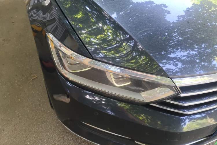 Used Volkswagen Magotan 2019 330TSI DSG Leading Model China VI Standard Right Front Headlight