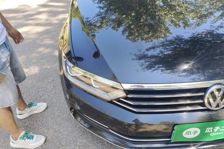 Used Volkswagen Magotan 2019 330TSI DSG Luxury Model China V Standard Right Front Headlight